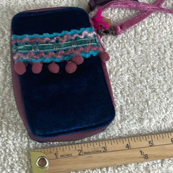 Natural Life wallet around zipper bom bom card holder boho New - Picture 5 of 9